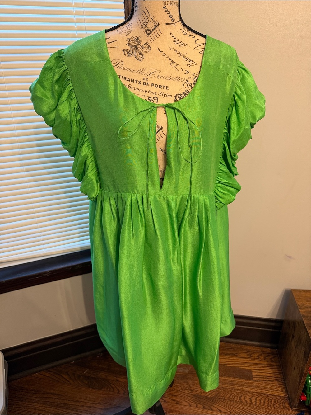 Azeeza Vibrant Green Ruffle-Sleeve Mini Dress